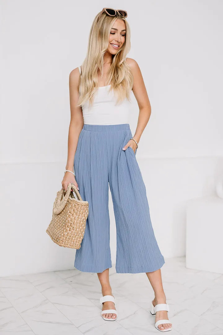 Bamboo Textured Woven Pleated Capri Pants | Lotus Blue