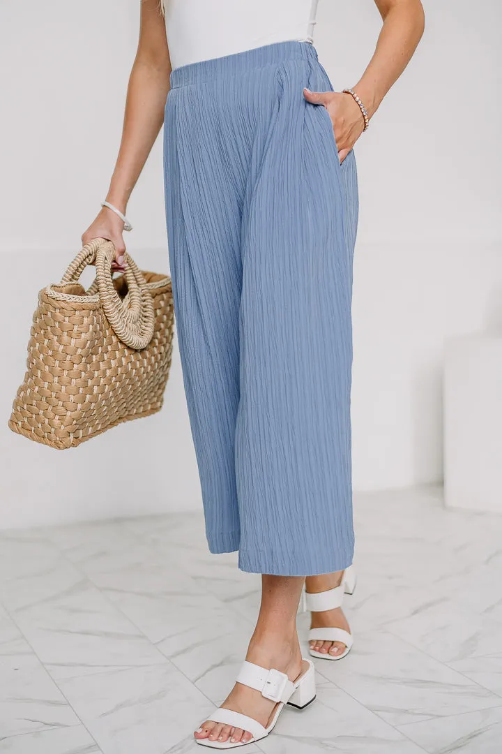 Bamboo Textured Woven Pleated Capri Pants | Lotus Blue