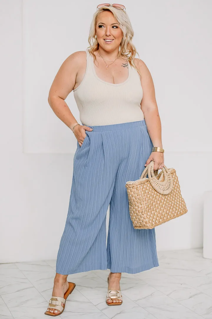 Bamboo Textured Woven Pleated Capri Pants | Lotus Blue