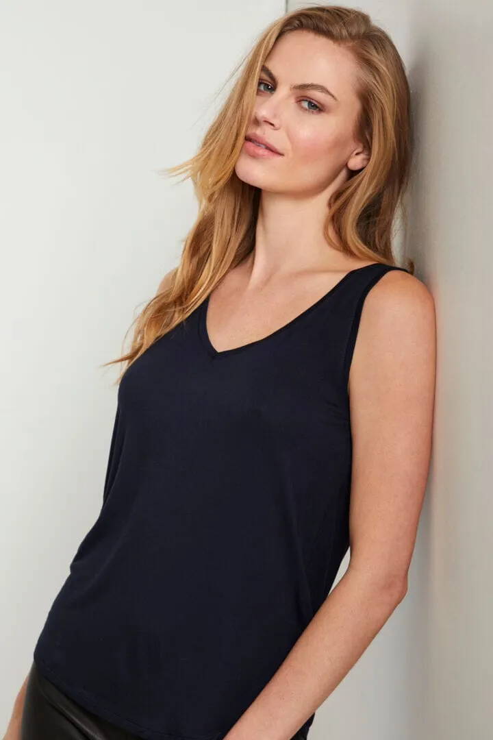 CLASSIC NAVY V NECK TANK