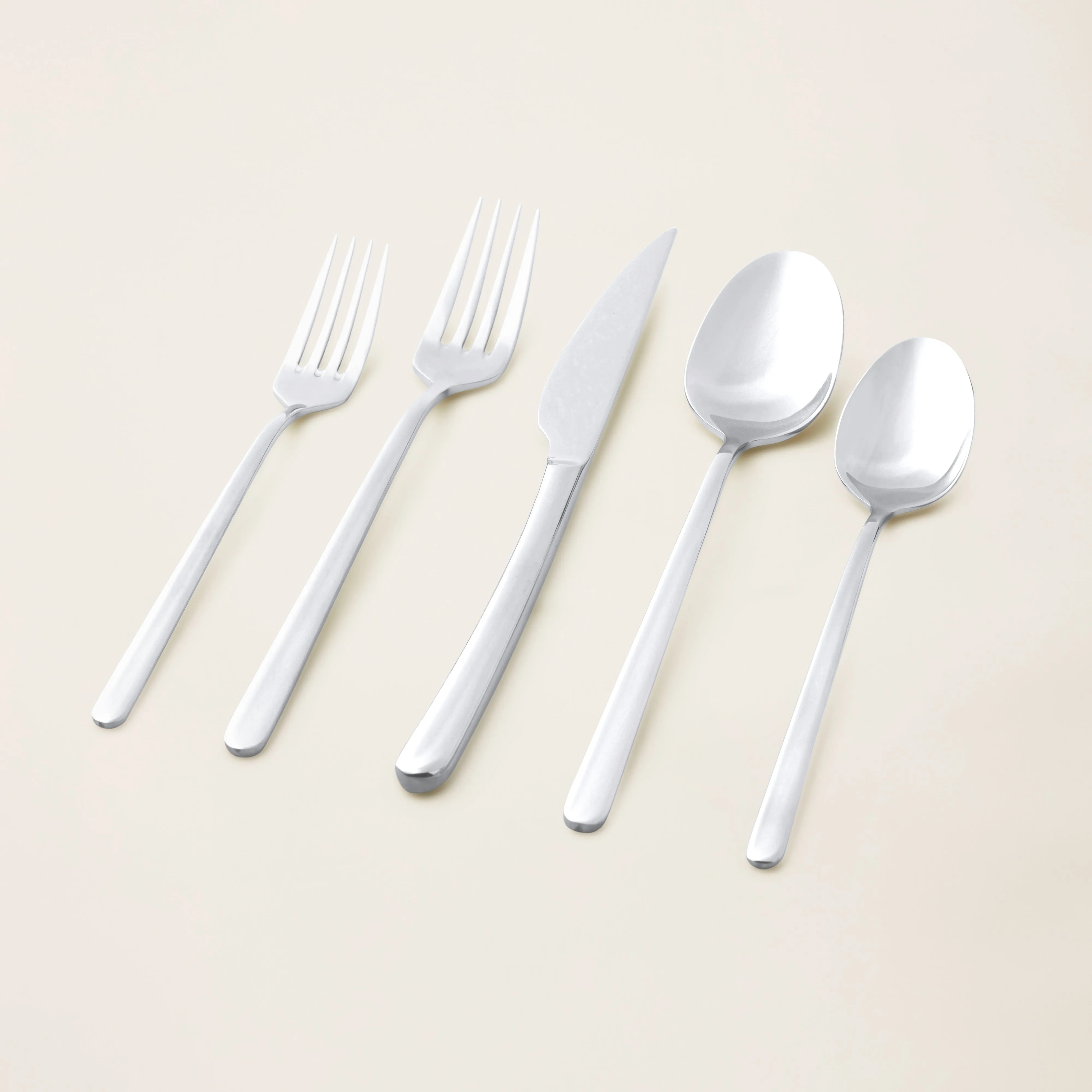 Emilia Mirror 20-Piece Flatware Set