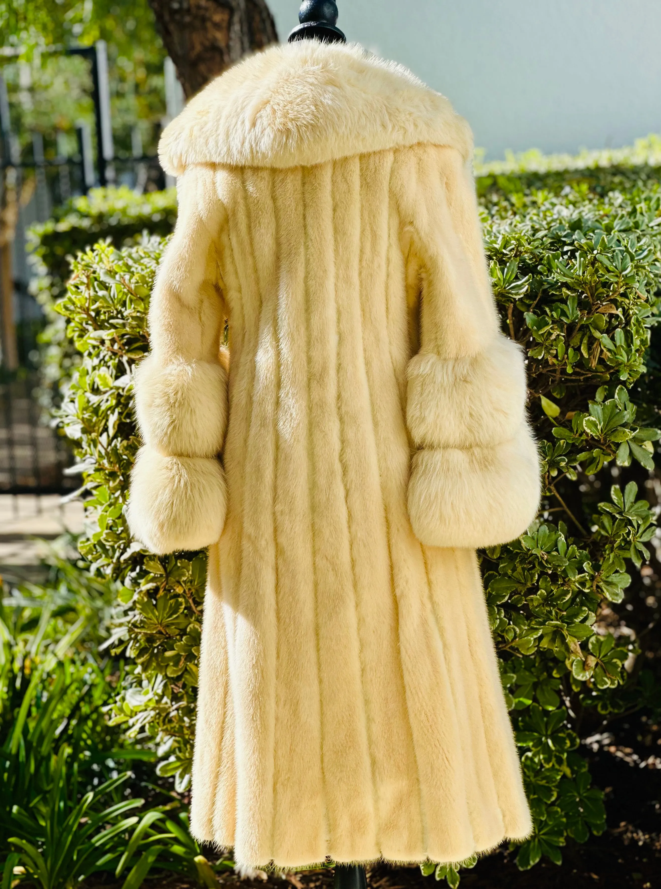 Genuine Long Mink Fur Coat size Small (preowned)