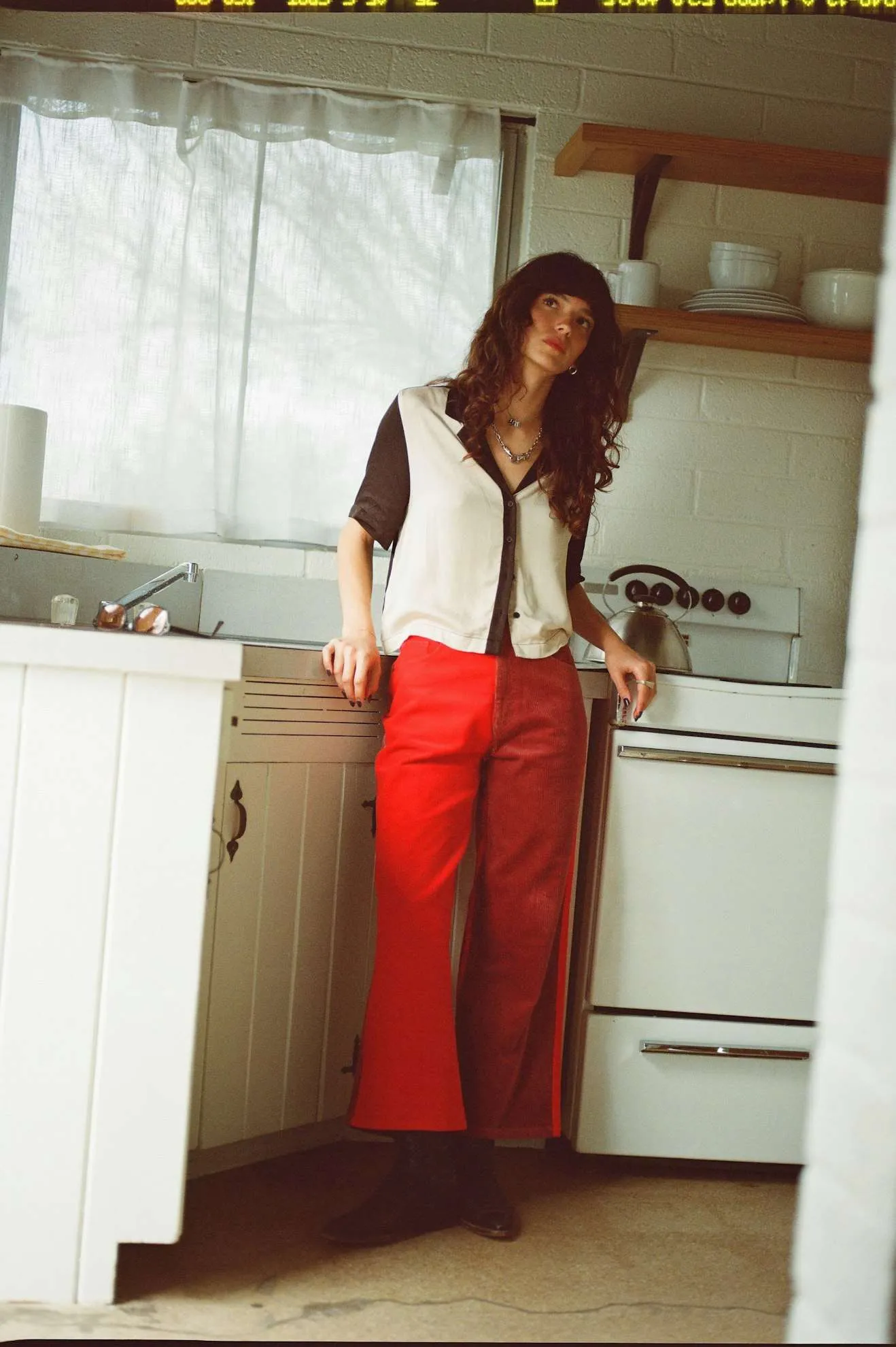 Margo Cropped 5-Pocket Pant - Cowhide/Mars Red Cord