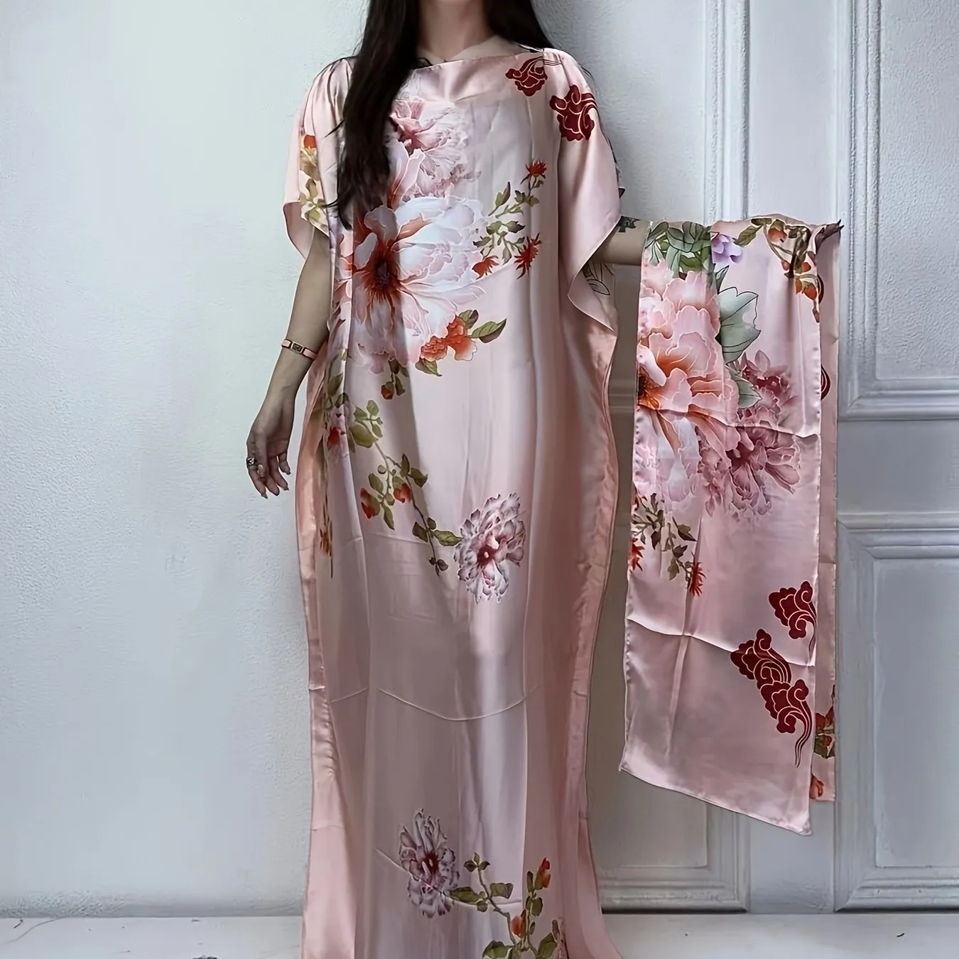 Stunning Floral Print Batwing Kaftan Dress - Elegant Crew Neck, Flowy Maxi Length, Comfortable Women's Clothing for Summer